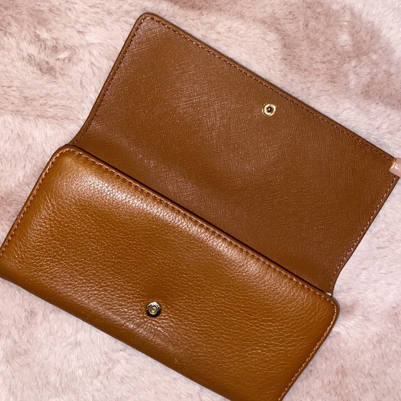 Michael Kors purse and wallet - Picture 2 of 5